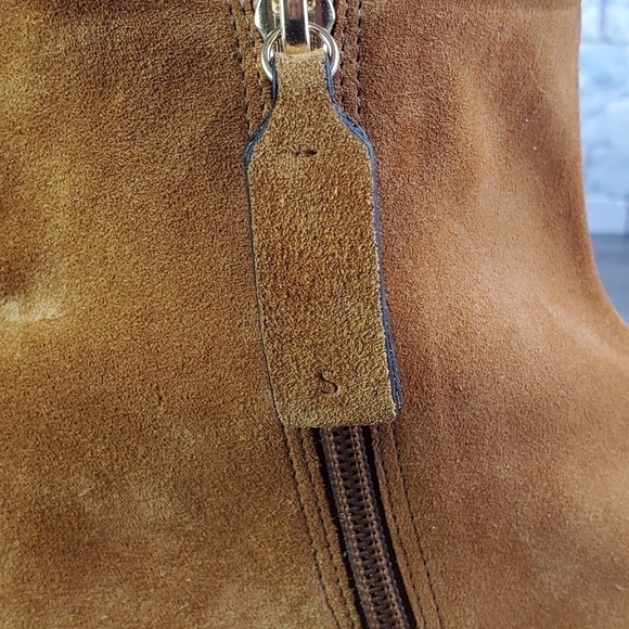 Stuart Weitzman Riley Lug Sole Suede Ankle Boots - Picture 11 of 11